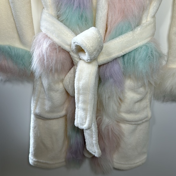Pottery Barn Teen Unicorn Rainbow Faux Fur Robe - Picture 3 of 14